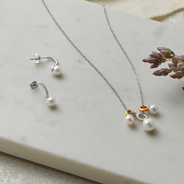 NabistPearl Jewellery Set